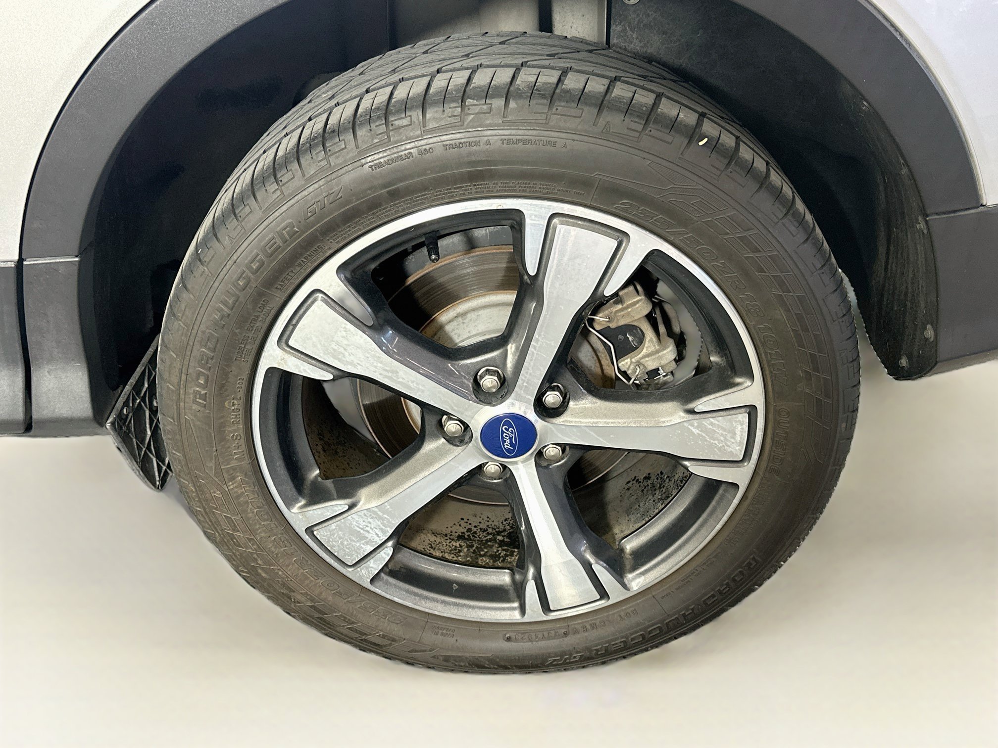 Used 2018 Ford Escape SEL w/ Ford Safe & Smart Package FWD image 11