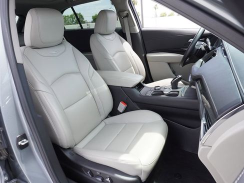 Certified 2023 Cadillac XT4 Premium Luxury FWD image 12