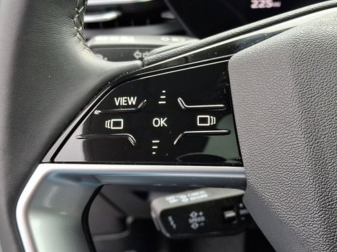 Certified 2025 Audi Q5 Premium w/ Convenience Package image 26