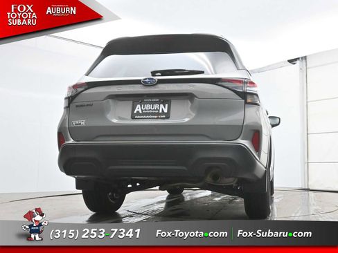 Certified 2025 Subaru Forester Premium image 15