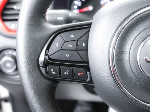 Used 2022 Jeep Renegade Trailhawk w/ Sun/Sound Group image 18