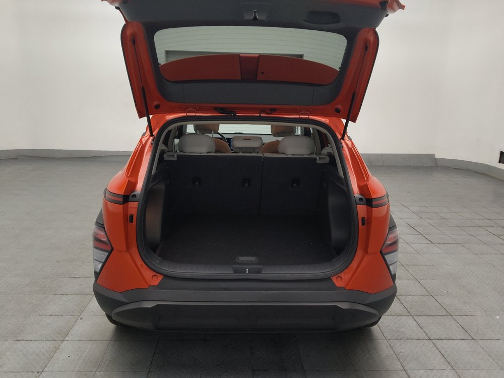 Used 2025 Hyundai Kona SEL FWD image 29