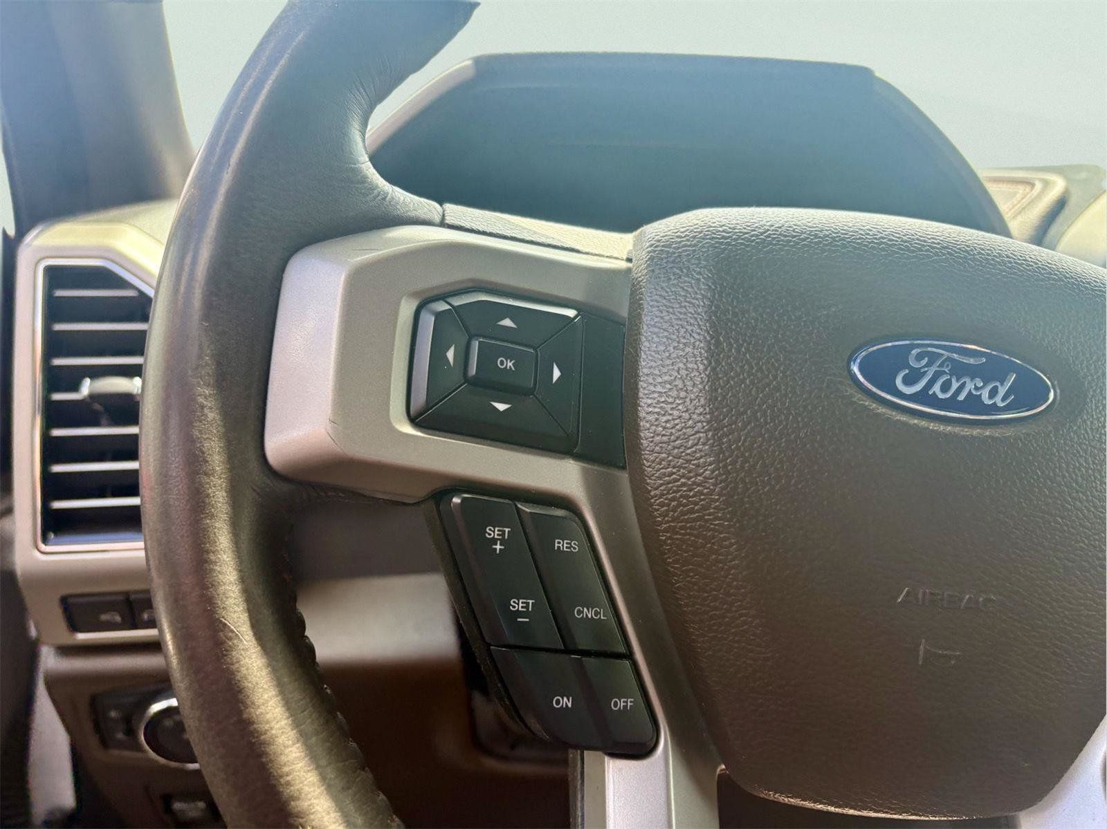 Used 2019 Ford F150 King Ranch w/ Equipment Group 601A Luxury AWD/4WD image 18