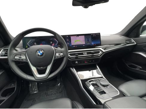 Used 2023 BMW 330i Sedan w/ Premium Package RWD image 34