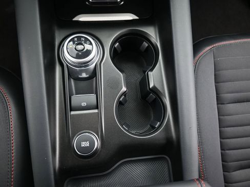 Used 2025 Ford Explorer ST-Line image 13