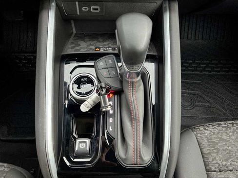 Certified 2024 Chevrolet Colorado Z71 w/ Z71 Convenience Package 2 image 16