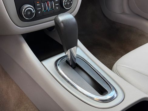 Used 2007 Chevrolet Impala SS w/ Convenience Package FWD image 16