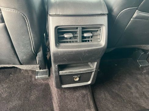 Used 2016 Ford Edge SEL w/ Equipment Group 201A image 24