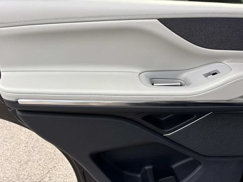 New 2026 Lincoln Navigator Reserve w/ Jet Appearance Package AWD/4WD image 20