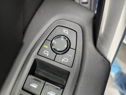 Used 2025 BMW X1 xDrive28i AWD/4WD image 42
