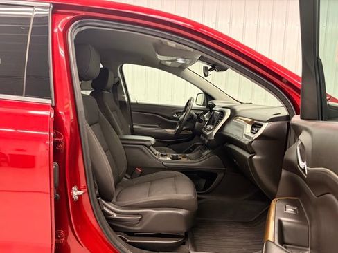 Used 2023 GMC Acadia SLE w/ LPO, Floor Liner Package AWD/4WD image 12
