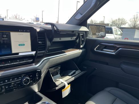 New 2026 Chevrolet Silverado 1500 LT Trail Boss w/ LT Trail Boss Premium Package image 31