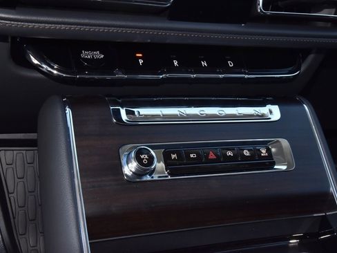 New 2026 Lincoln Aviator Reserve w/ Luxury Package image 38