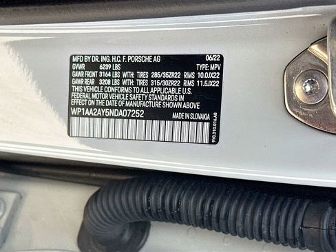 Used 2022 Porsche Cayenne image 37