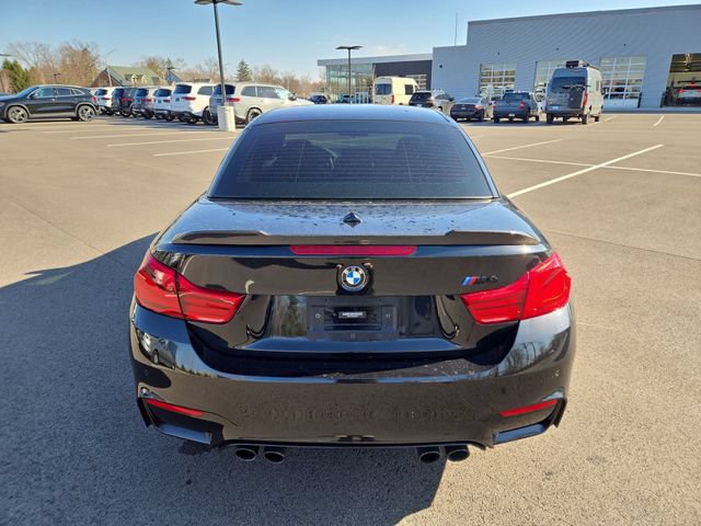 Used 2018 BMW M4 Convertible RWD image 5