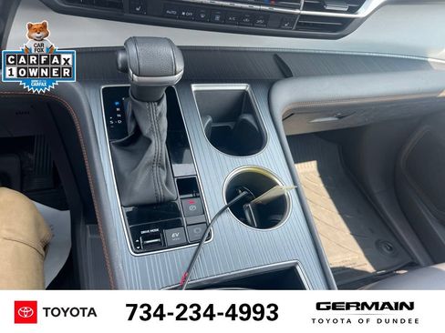 Used 2023 Toyota Sienna XSE FWD image 23