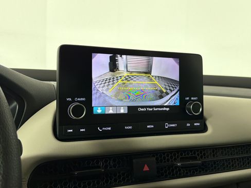 Used 2025 Honda HR-V LX image 16