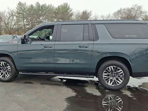 New 2026 Chevrolet Suburban Z71 w/ Z71 Off-Road Package image 8