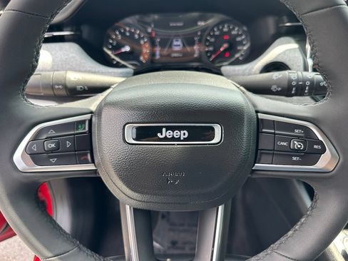 Used 2023 Jeep Compass Latitude w/ Convenience Group AWD/4WD image 23