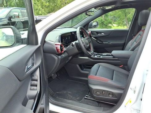 Used 2025 Chevrolet Equinox RS w/ Safety and Technology Package AWD/4WD image 10