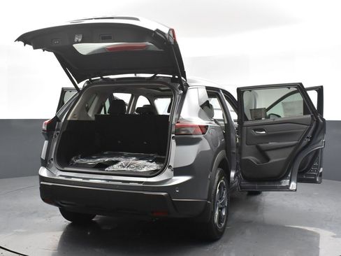 New 2026 Nissan Rogue SV w/ SV Premium Package image 36