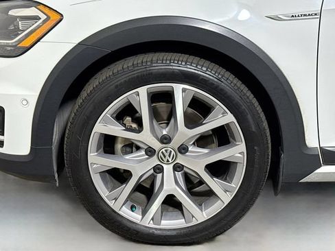 Used 2019 Volkswagen Golf Alltrack S AWD/4WD image 30
