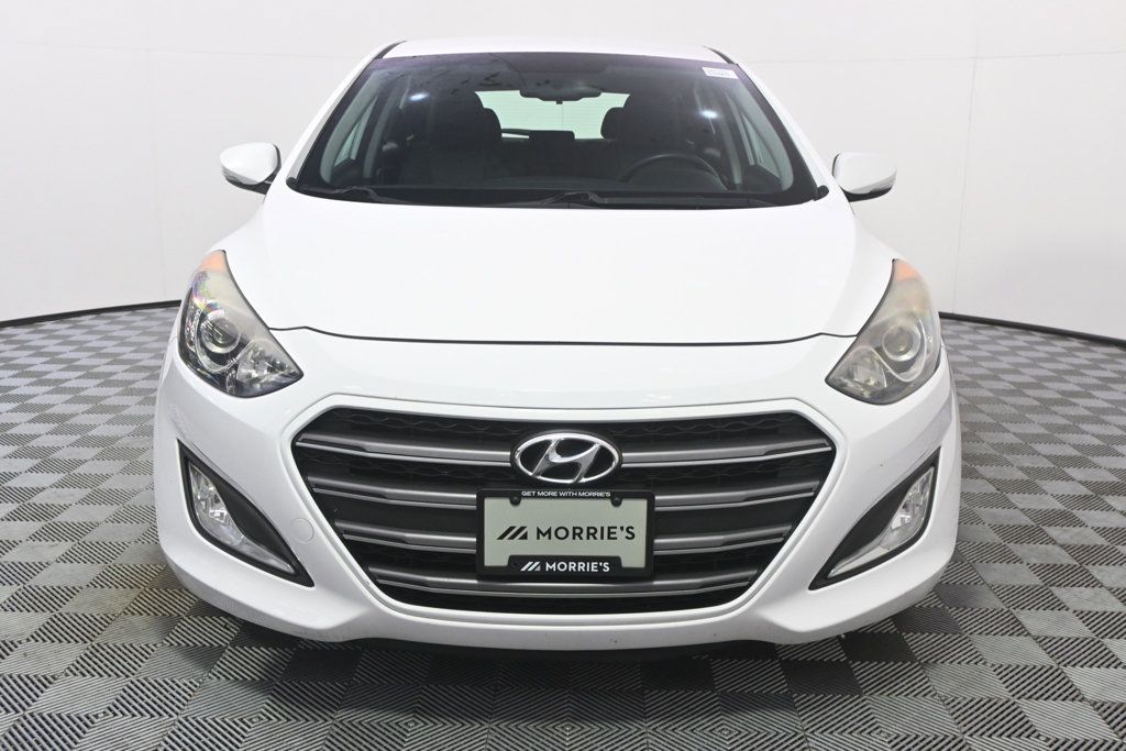 Used 2016 Hyundai Elantra GT w/ Option Group 02 FWD image 10