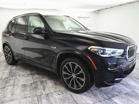 Used 2023 BMW X5 xDrive45e w/ Executive Package image 3