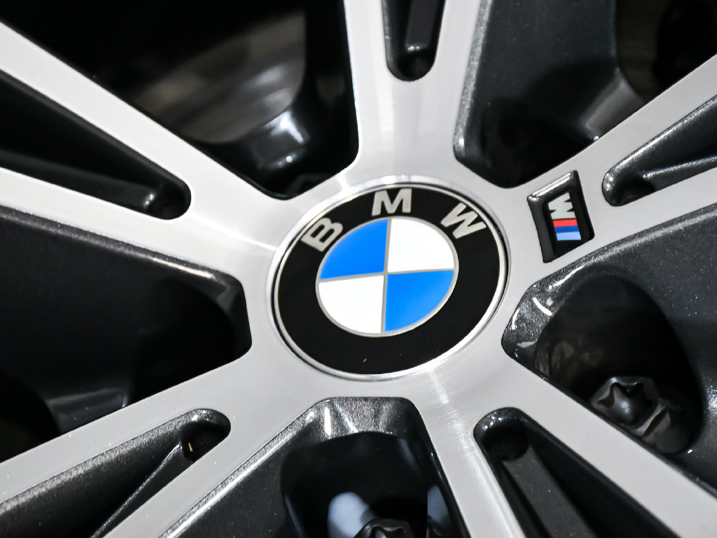 Used 2026 BMW X7 xDrive40i AWD/4WD image 96