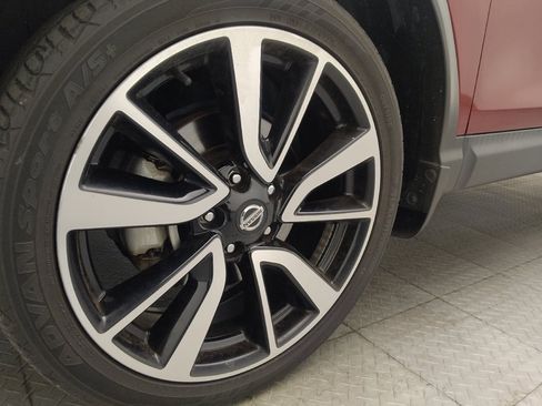 Used 2019 Nissan Rogue Sport SL FWD image 31