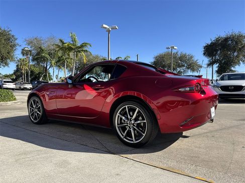 Used 2022 MAZDA MX-5 Miata RF Grand Touring image 27