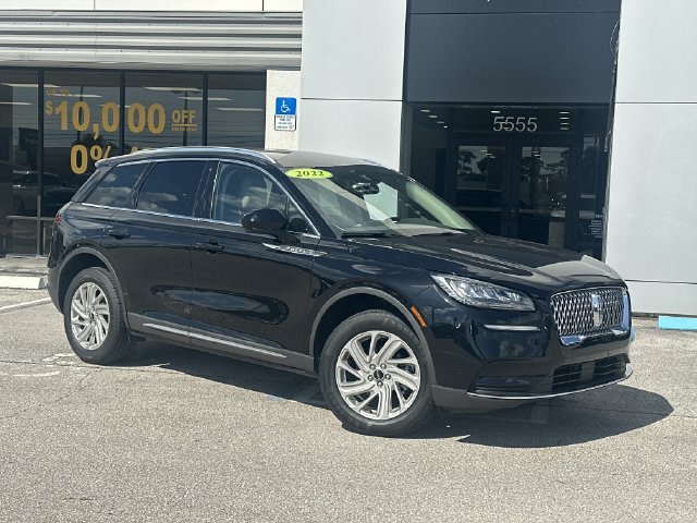 Certified 2022 Lincoln Corsair FWD image 2