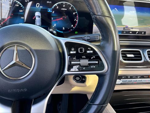 Used 2021 Mercedes-Benz GLE 350 4MATIC image 20