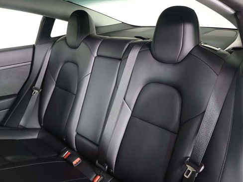 Used 2022 Tesla Model 3 Long Range image 33