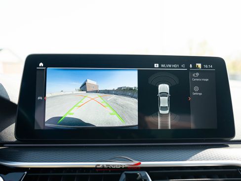 Used 2022 BMW 540i xDrive xDrive w/ M Sport Package image 24