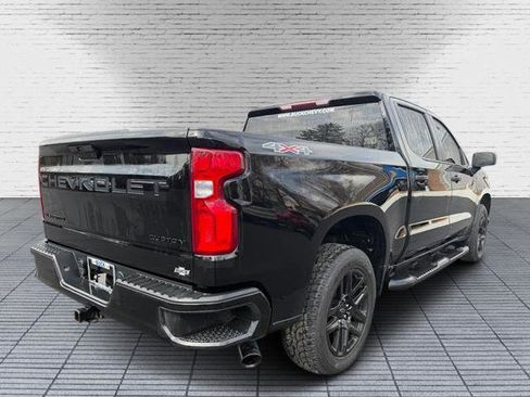 Used 2021 Chevrolet Silverado 1500 Custom w/ Rally Edition image 4