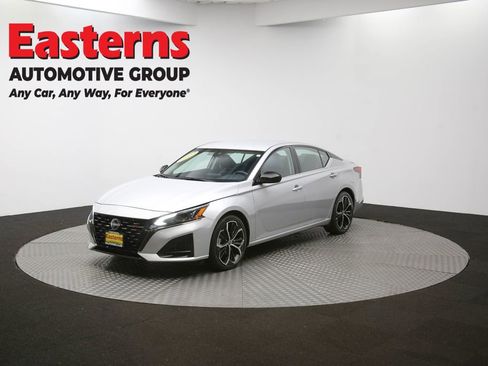 Used 2024 Nissan Altima 2.5 SR image 54