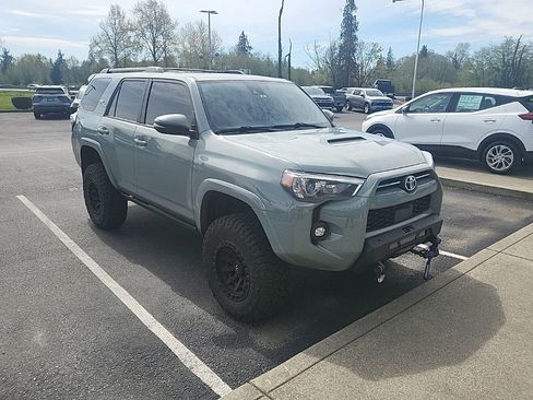Used 2023 Toyota 4Runner TRD Off-Road Premium w/ Off Road Premium Plus Package image 2