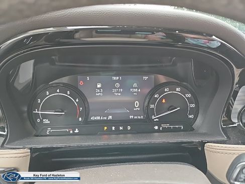 Used 2021 Lincoln Corsair AWD w/ Premium Package image 29
