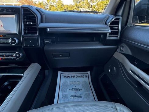 Used 2020 Ford Expedition Max Limited image 30