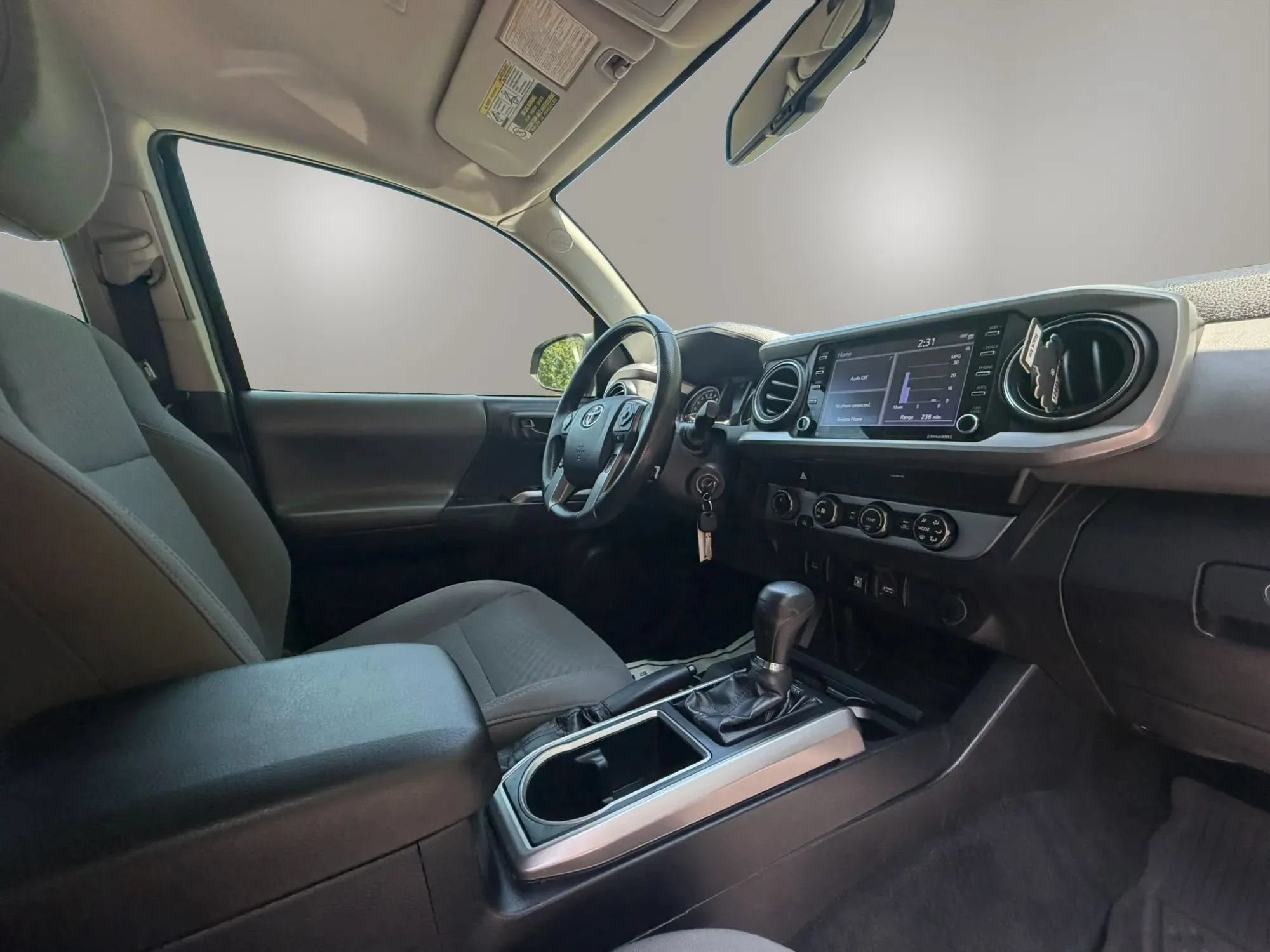 Used 2020 Toyota Tacoma SR5 AWD/4WD image 23