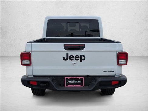 New 2026 Jeep Gladiator Sport AWD/4WD image 7