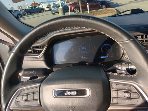 Used 2021 Jeep Grand Cherokee L Limited image 14