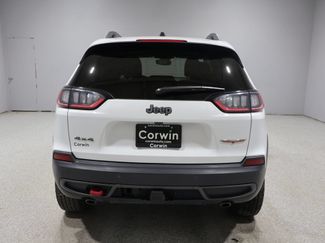 Used 2021 Jeep Cherokee Trailhawk w/ Technology Group AWD/4WD video 3