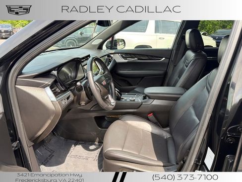 Used 2023 Cadillac XT6 Premium Luxury AWD/4WD image 3