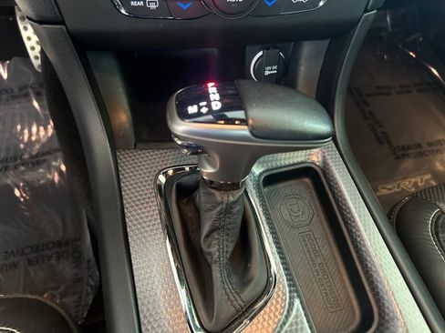 Used 2019 Dodge Charger SRT Hellcat w/ Harman/Kardon Audio Group RWD image 9