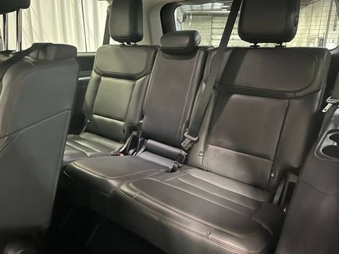 Used 2025 Ford Expedition Max Active AWD/4WD image 23