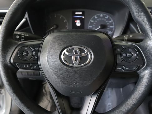Used 2024 Toyota Corolla LE w/ LE Convenience Package FWD image 12