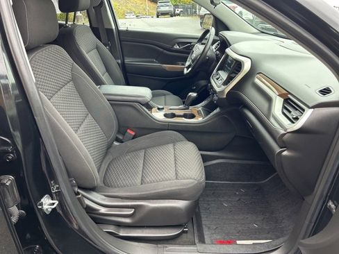 Used 2019 GMC Acadia SLE w/ LPO, Floor Liner Package image 7
