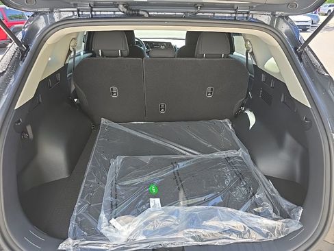 New 2025 Kia Sportage LX image 13